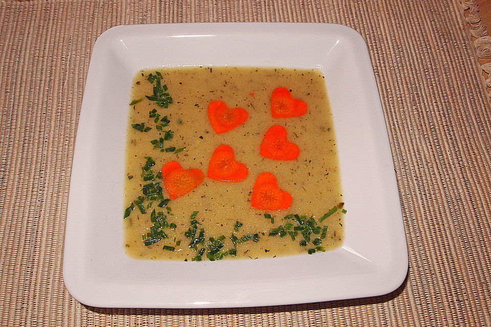 Gebrannte Grießsuppe