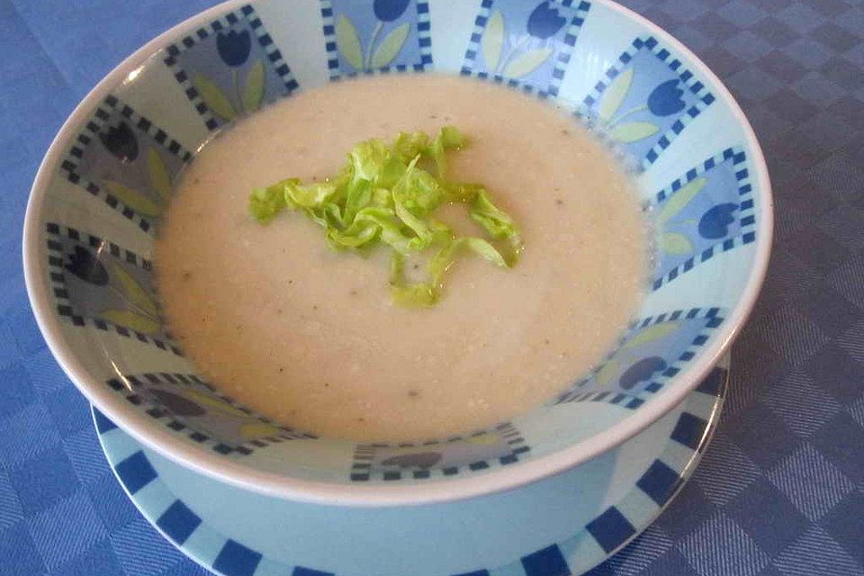 Gebrannte Grießsuppe