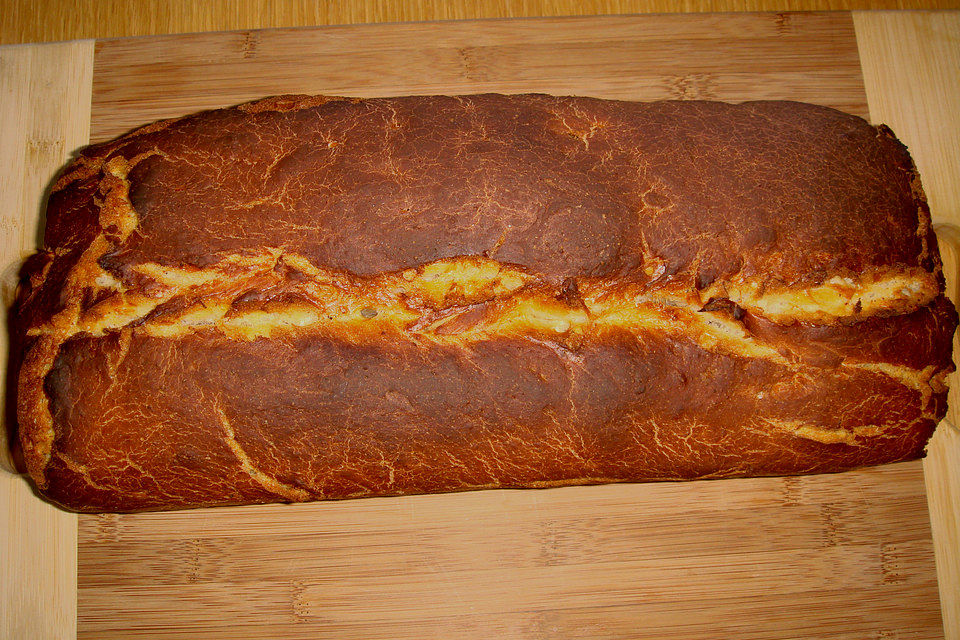 Kastenweißbrot mit Crème fraiche