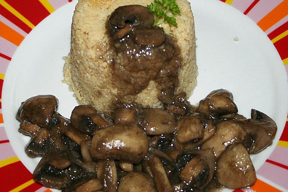 Antipasti - marinierte Champignons