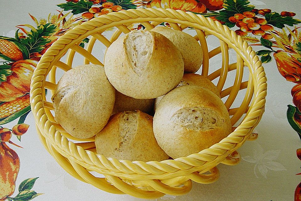 Falsche Laugenbrötchen mit Vollkornmehl