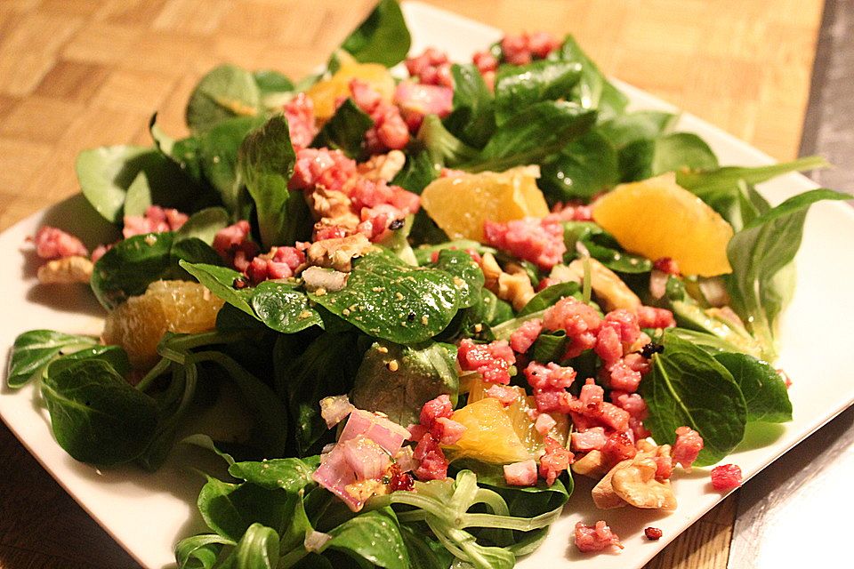 Feldsalat mit Orangenvinaigrette