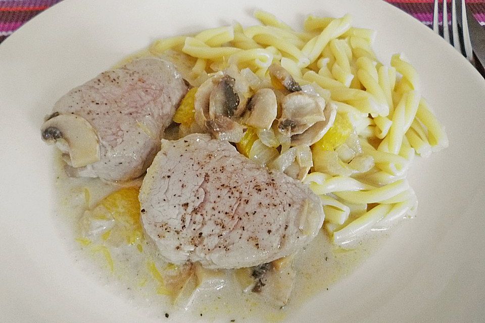 Schweinemedaillons mit Orangensauce