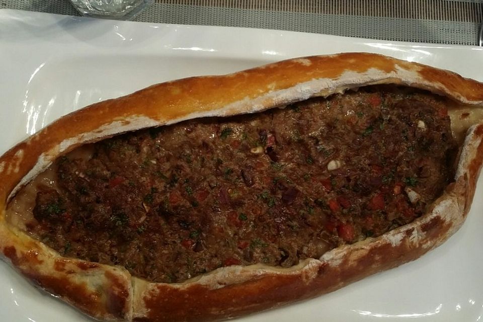 Gefüllte Pide