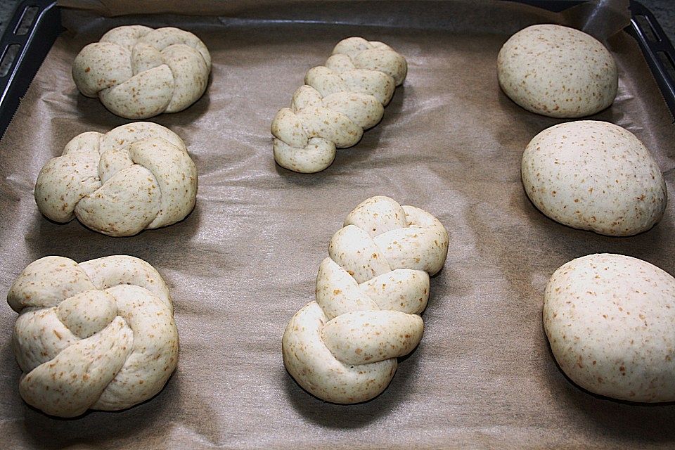 Buttermilchbrötchen