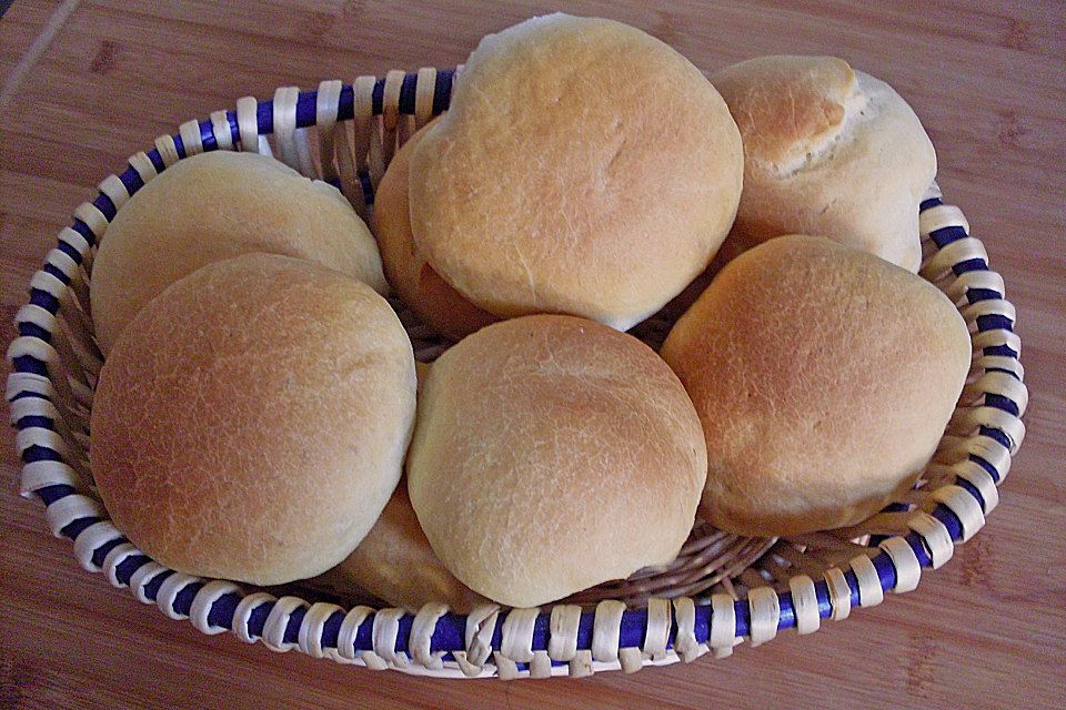 Buttermilchbrötchen