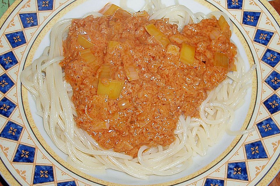 Spaghetti mit Lauch - Hackfleischtopf