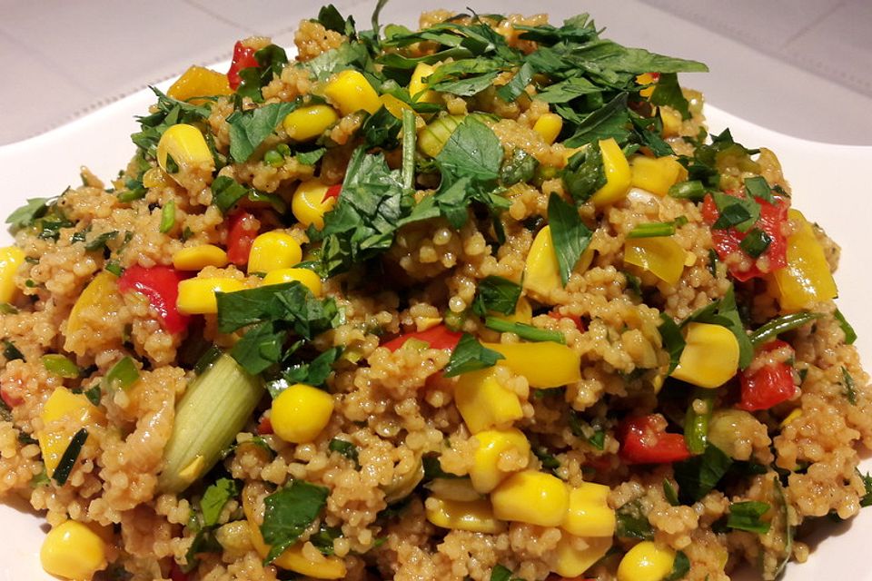 Couscous-Salat, lecker würzig