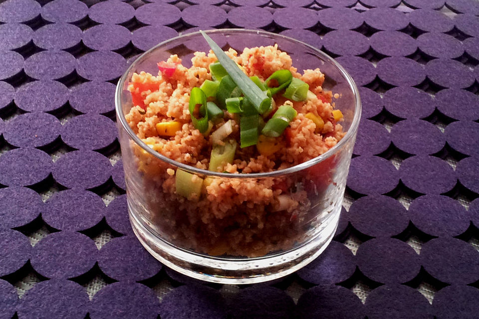 Couscous-Salat, lecker würzig