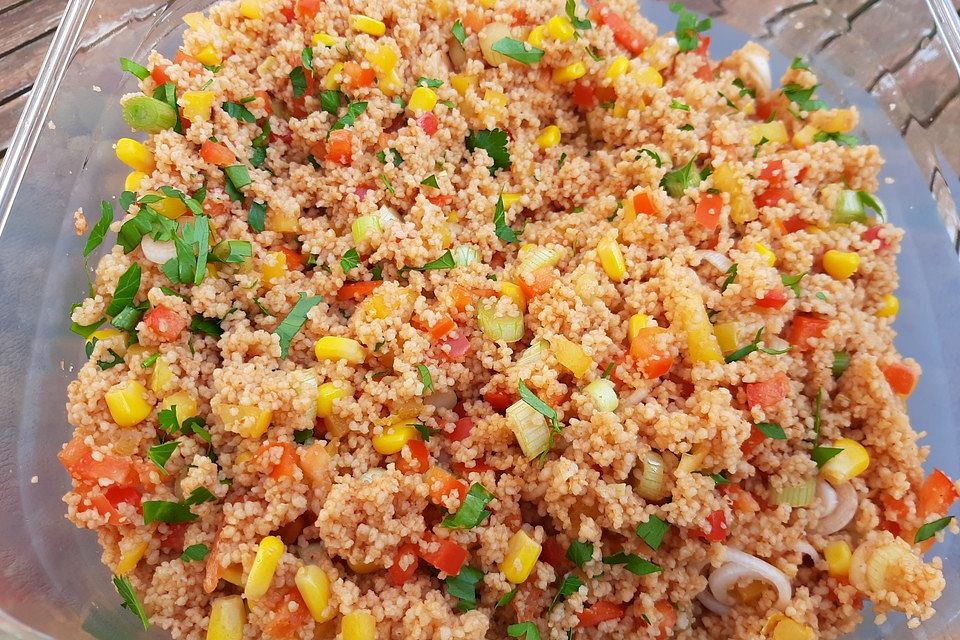 Couscous-Salat, lecker würzig