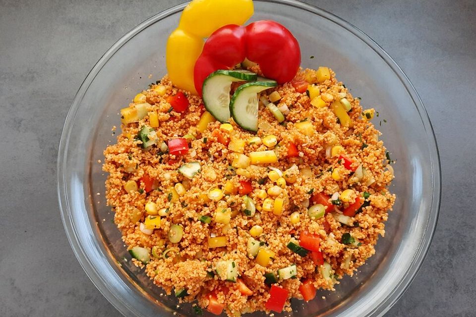 Couscous-Salat, lecker würzig