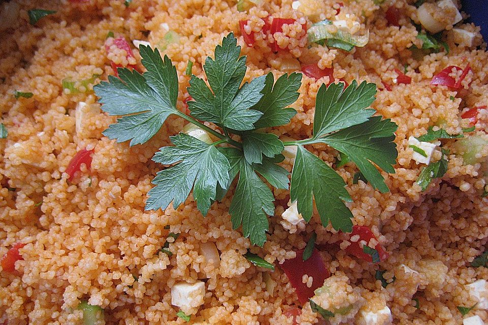 Couscous-Salat, lecker würzig