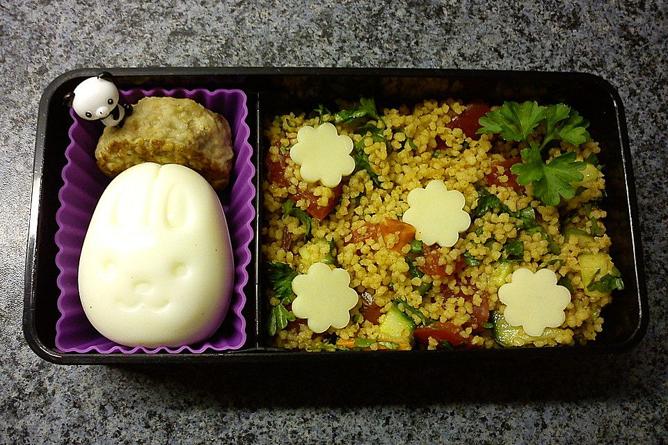 Couscous-Salat, lecker würzig