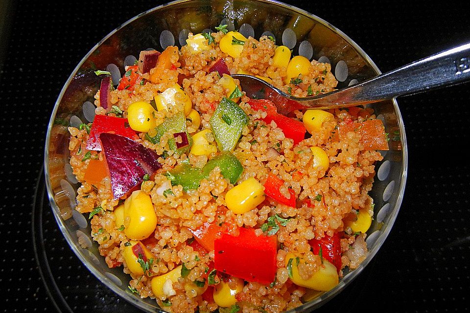 Couscous-Salat, lecker würzig