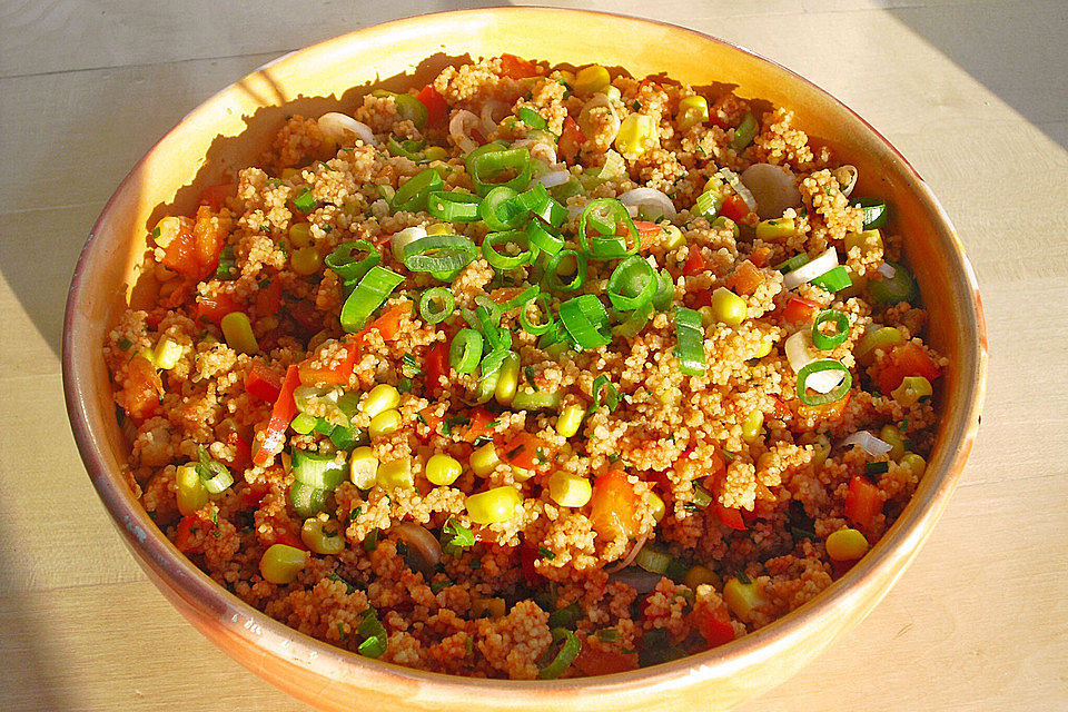 Couscous-Salat, lecker würzig