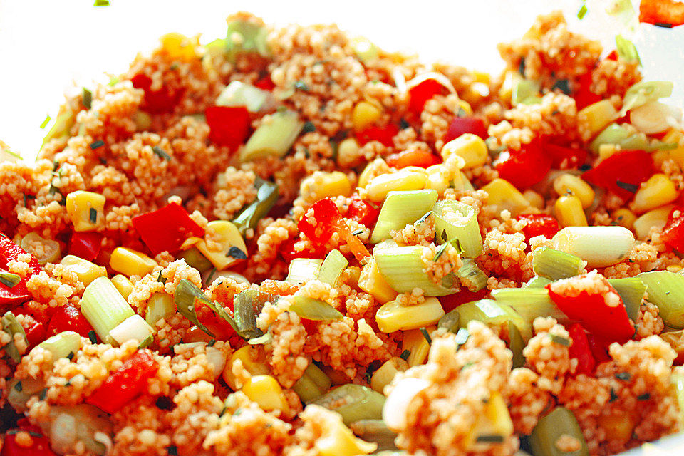 Couscous-Salat, lecker würzig