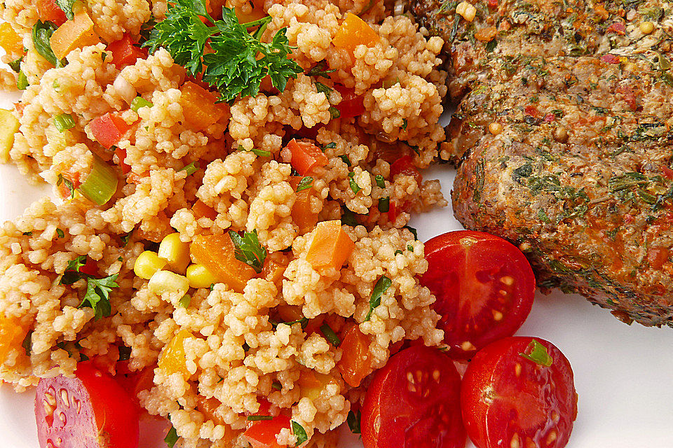 Couscous-Salat, lecker würzig