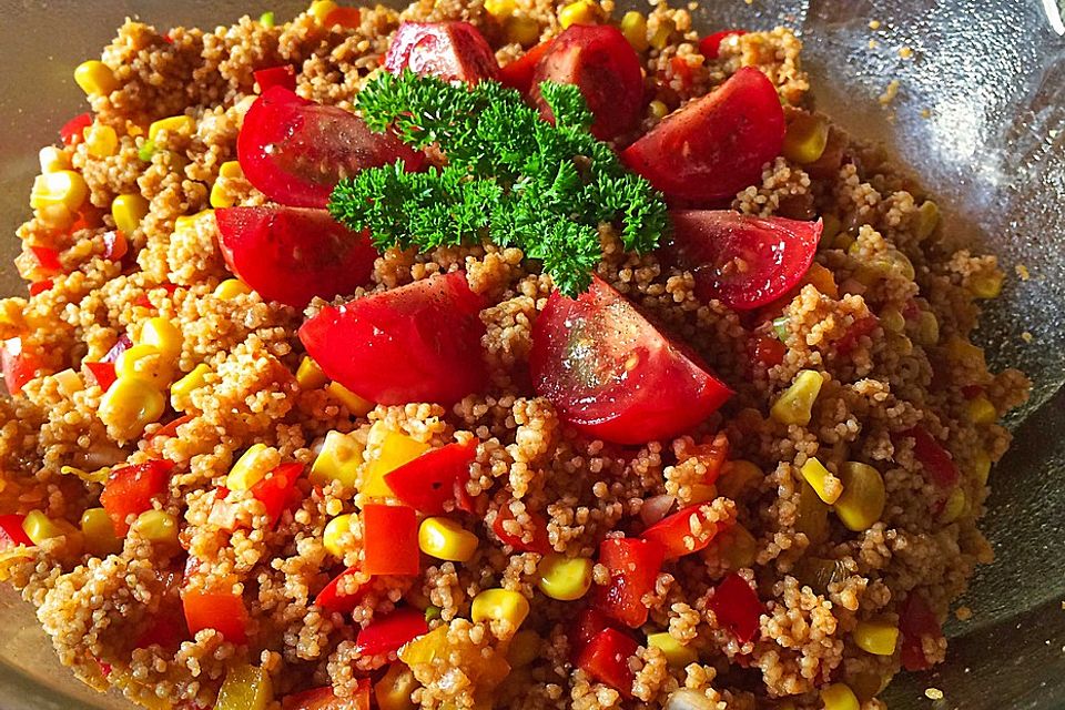 Couscous-Salat, lecker würzig