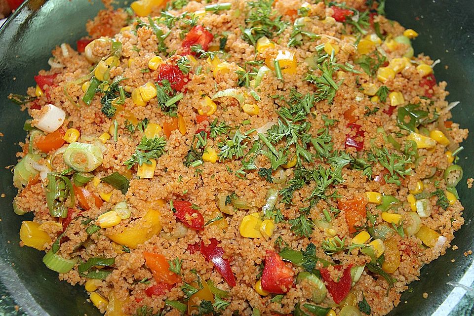 Couscous-Salat, lecker würzig