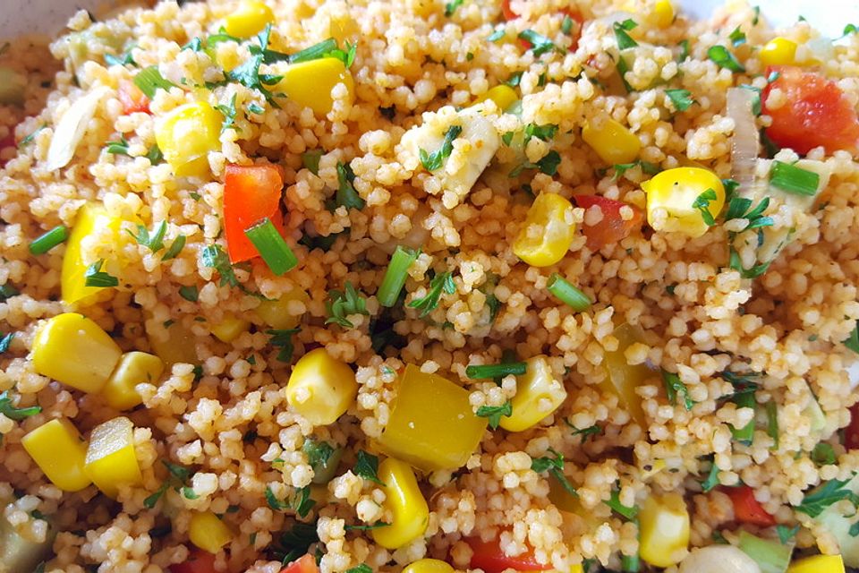 Couscous-Salat, lecker würzig