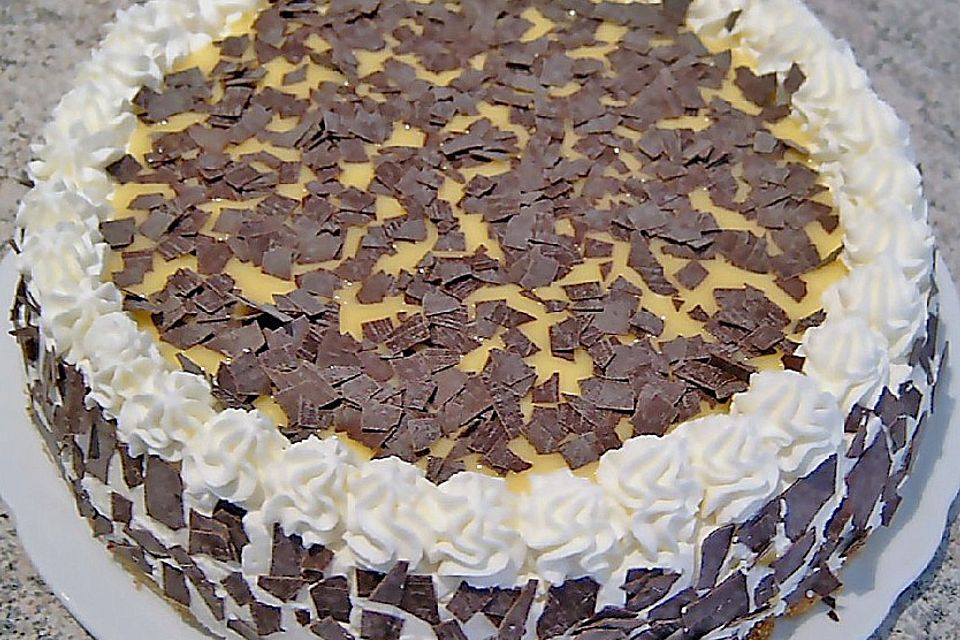 Knuspernuss - Biskuit - Torte