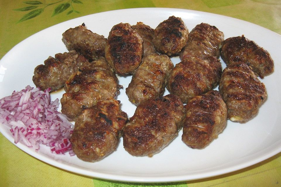 Serbische Cevapcici