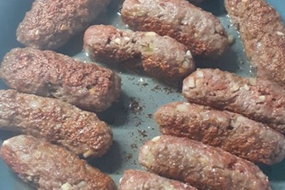 Serbische Cevapcici