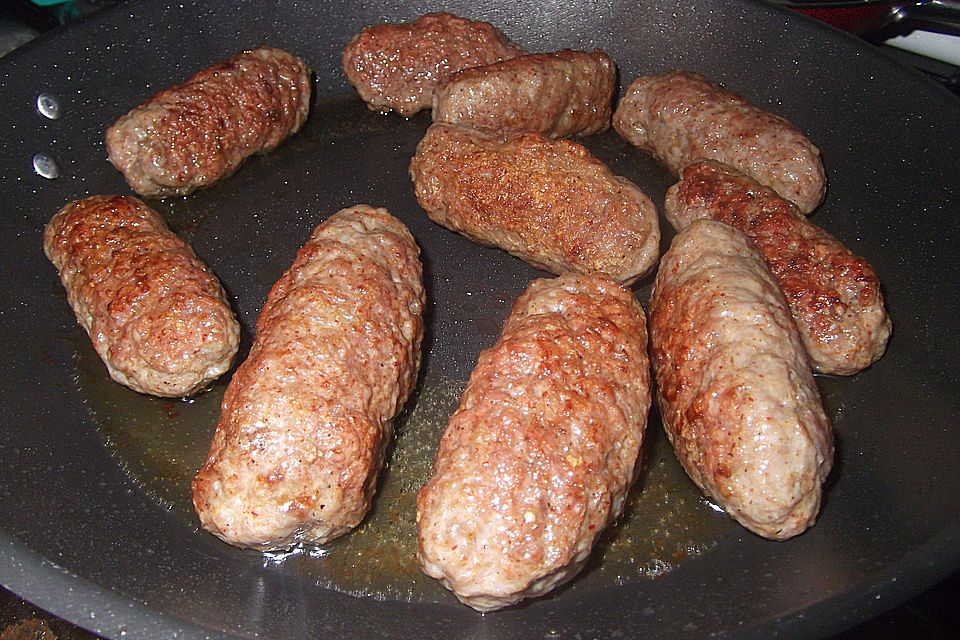 Serbische Cevapcici