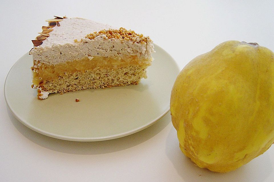 Saftiger Kastanien - Quitten Kuchen