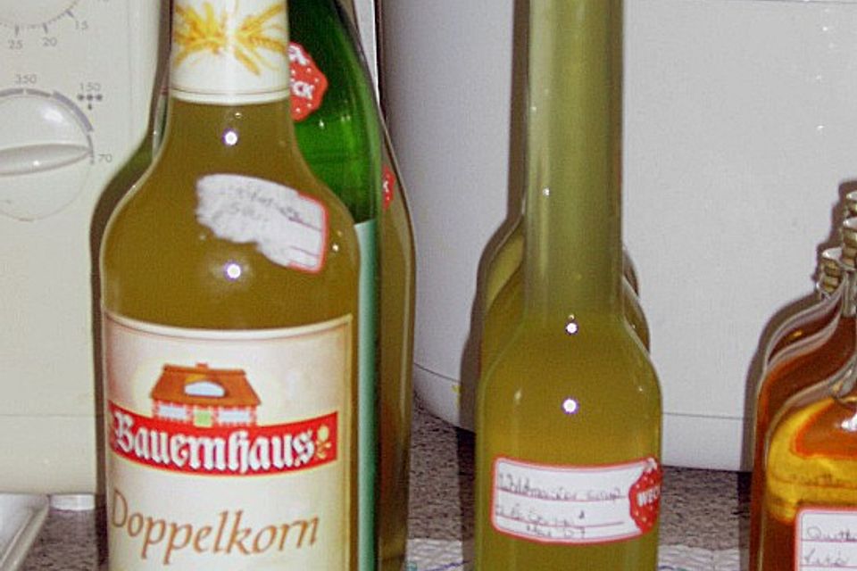 Sirup vom Waldmeister