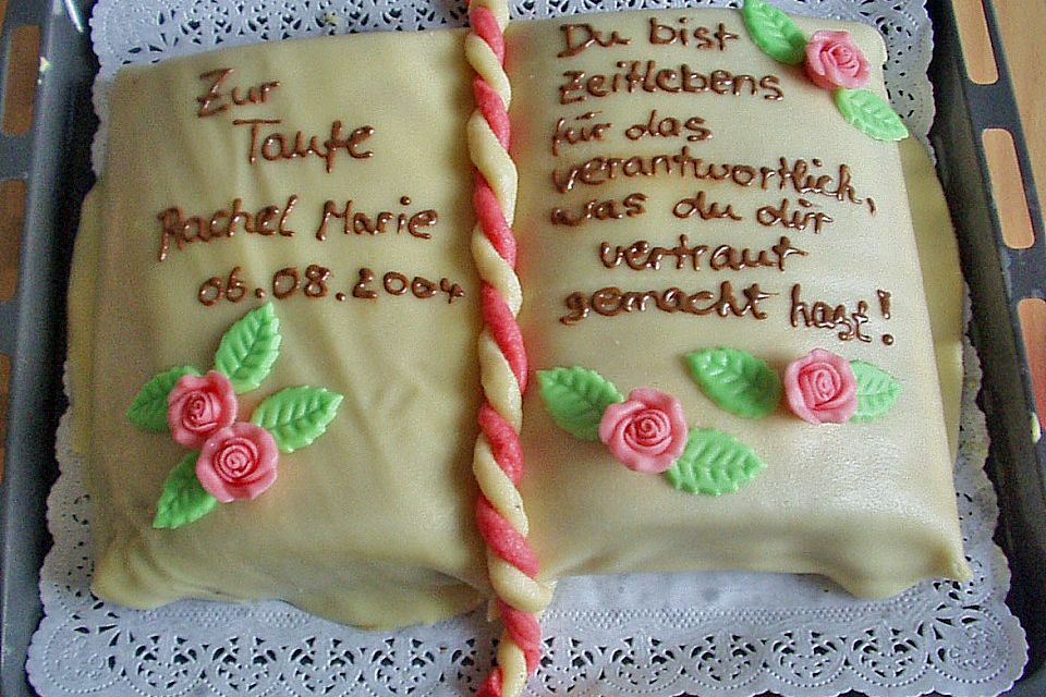 Buchtorte aus Eierlikörteig