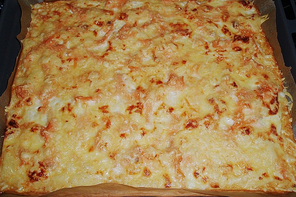 Schnelle Kartoffelpizza mit Lachs