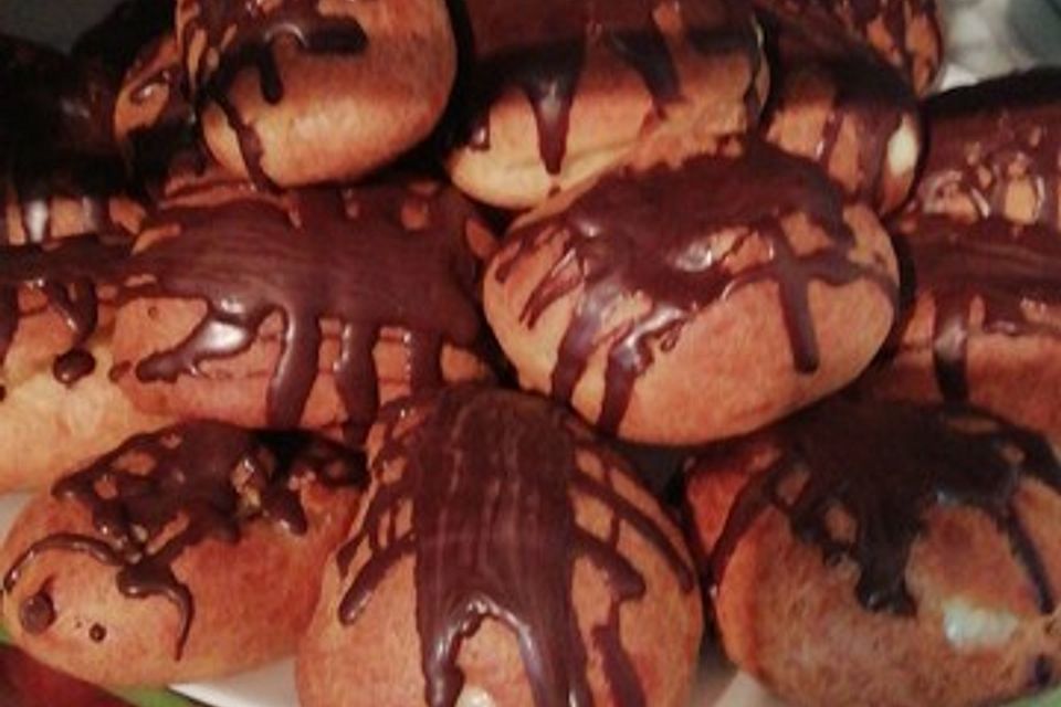 Omas Eclairs