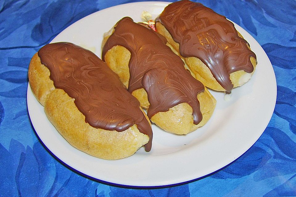 Omas Eclairs