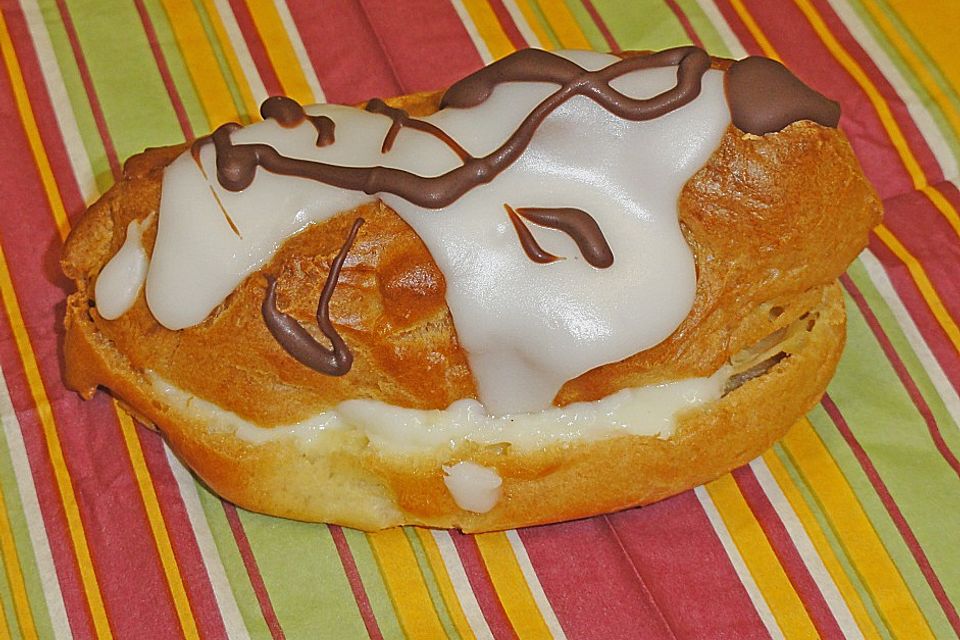 Omas Eclairs