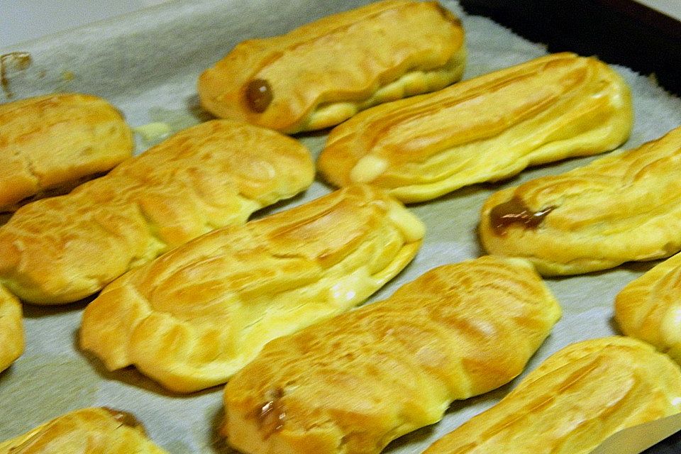 Omas Eclairs