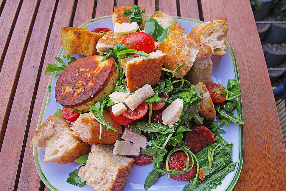 Italienischer Brotsalat