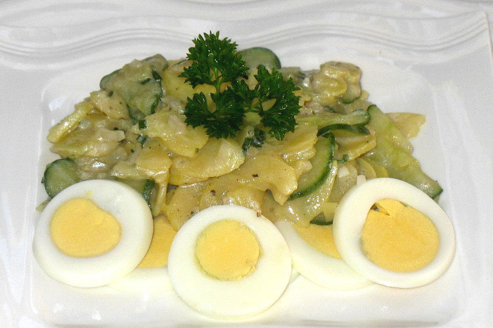 Kartoffelsalat mit Salatgurke