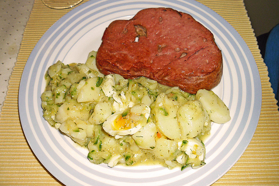 Kartoffelsalat mit Salatgurke