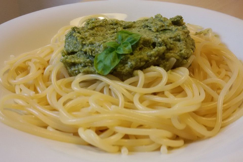 Avocado-Pesto