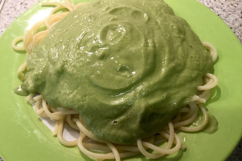 Avocado-Pesto