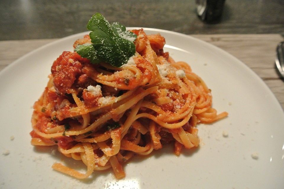 Bucatini Amatriciana