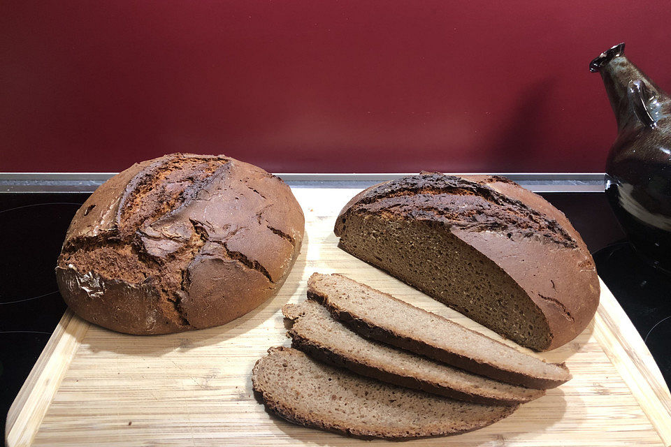 Roggenmischbrot aus Sauerteig