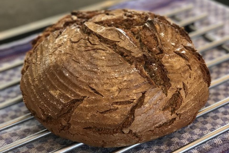 Roggenmischbrot aus Sauerteig