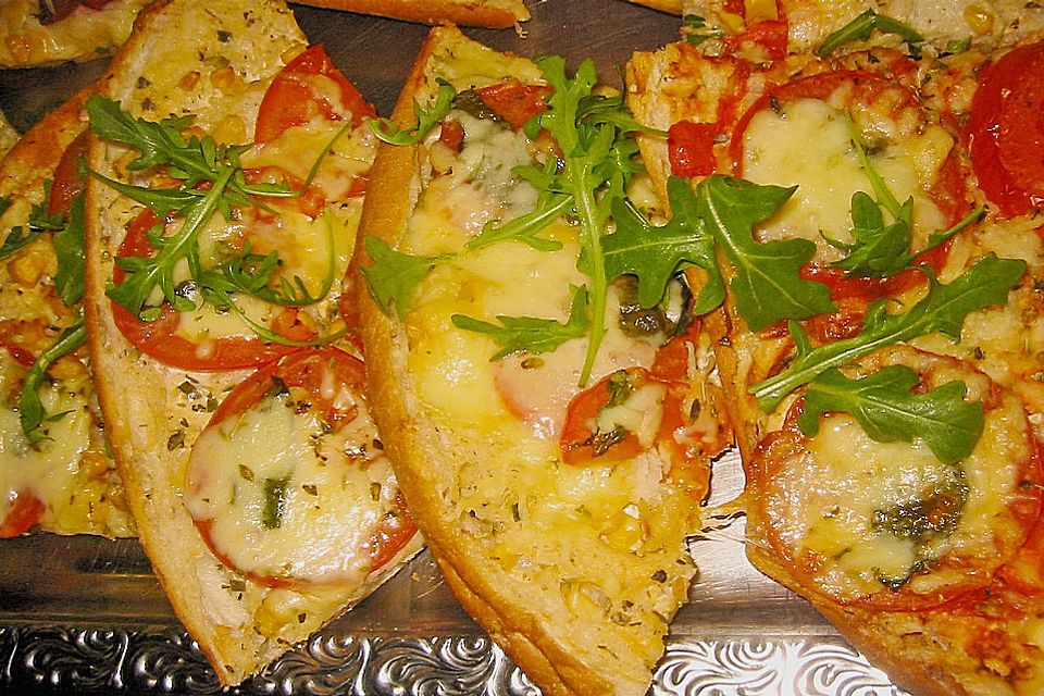 Schnelle Fladenbrotpizza