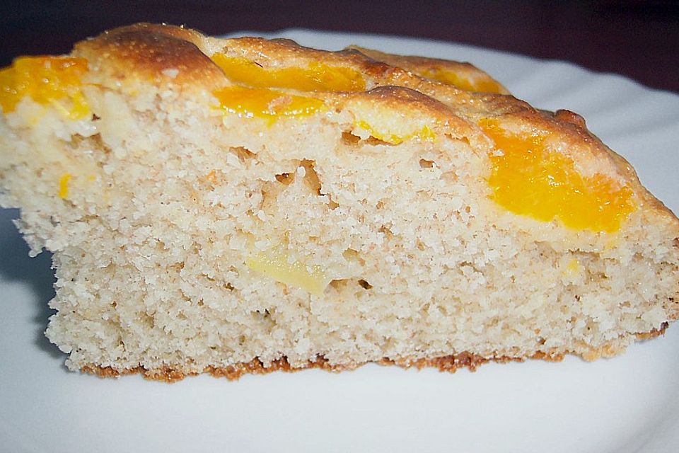 Grießkuchen mit Früchten