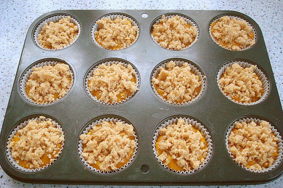 Kürbismuffins mit Äpfeln