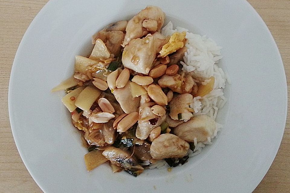 Hühnchenwürfel Kung - Pao