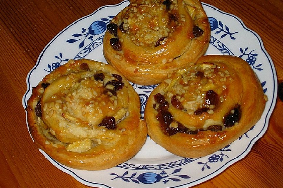 Apfel - Rosinenschnecken