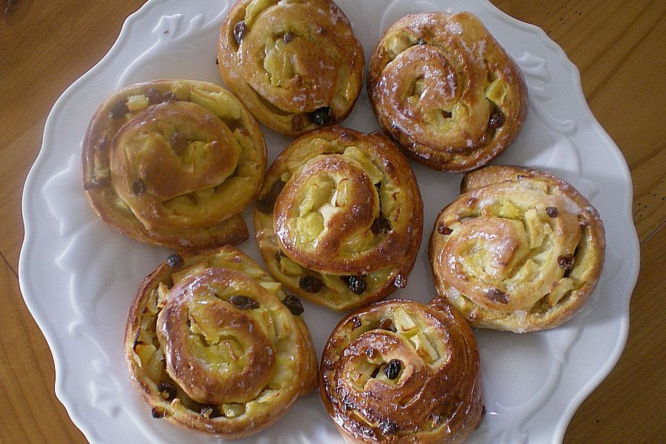 Apfel - Rosinenschnecken